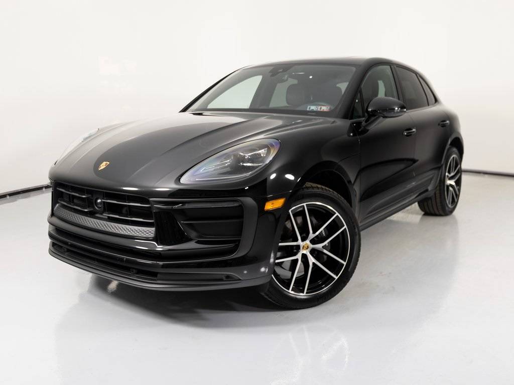 2025 Porsche Macan Macan — SUV — 6,175 mi — Newtown Square, PA