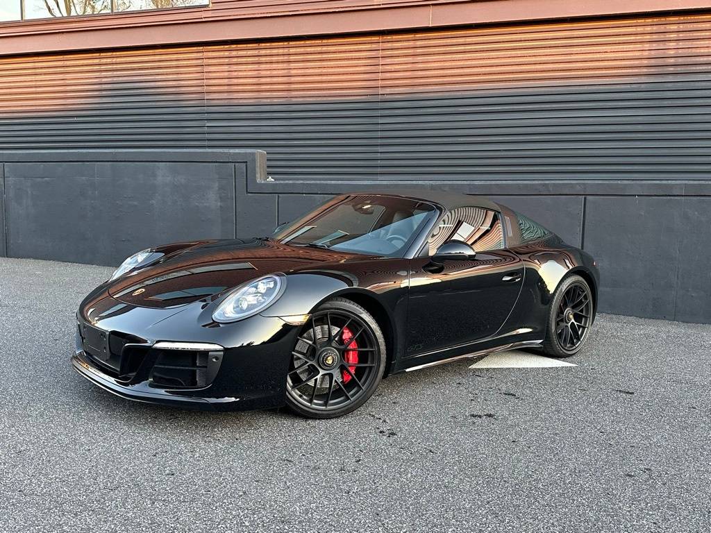 2019 Porsche 911 Targa 4S — Coupe — 29,679 mi — Newtown Square, PA