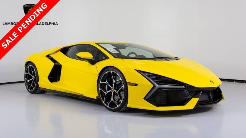 2024 Lamborghini Revuelto Revuelto — Coupe — 2,135 mi — Newtown Square, PA