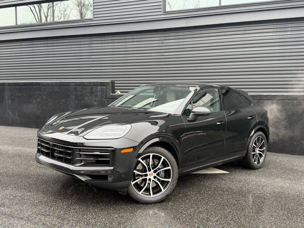 2025 Porsche Cayenne Cayenne — SUV — 5,000 mi — Newtown Square, PA