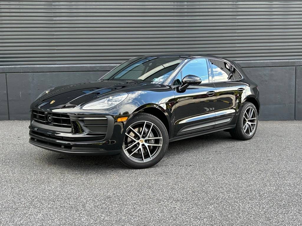 2025 Porsche Macan Macan — SUV — 6,832 mi — Newtown Square, PA