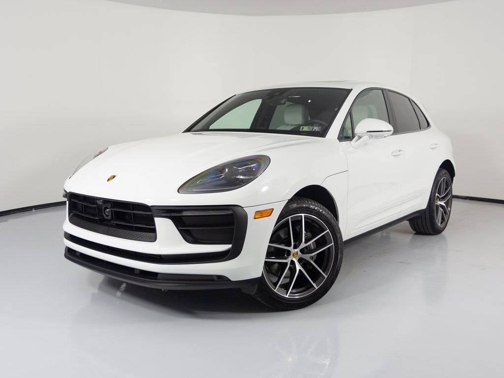 2025 Porsche Macan Standard — SUV — 6,459 mi — Newtown Square, PA