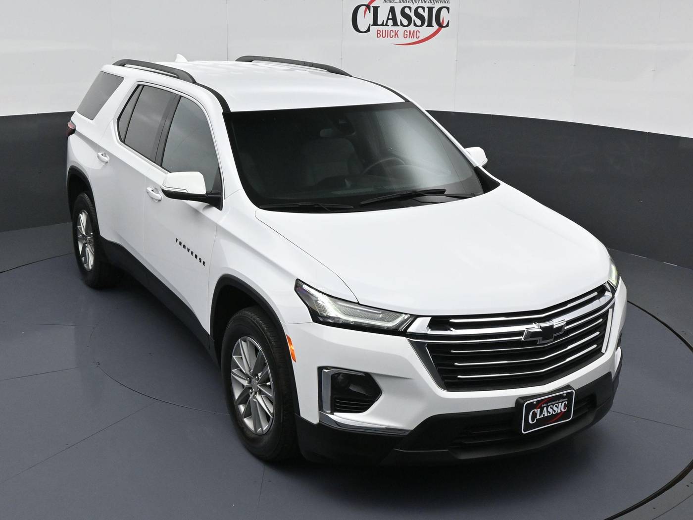 2023 Chevrolet Traverse LT Cloth — SUV — 20,890 mi — Houston, TX