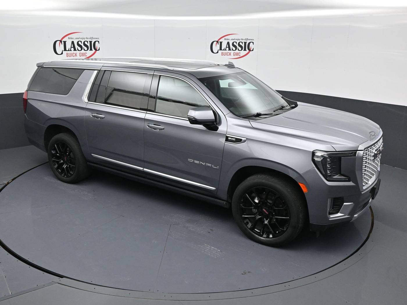 2022 GMC Yukon Denali — SUV — 16,572 mi — Houston, TX