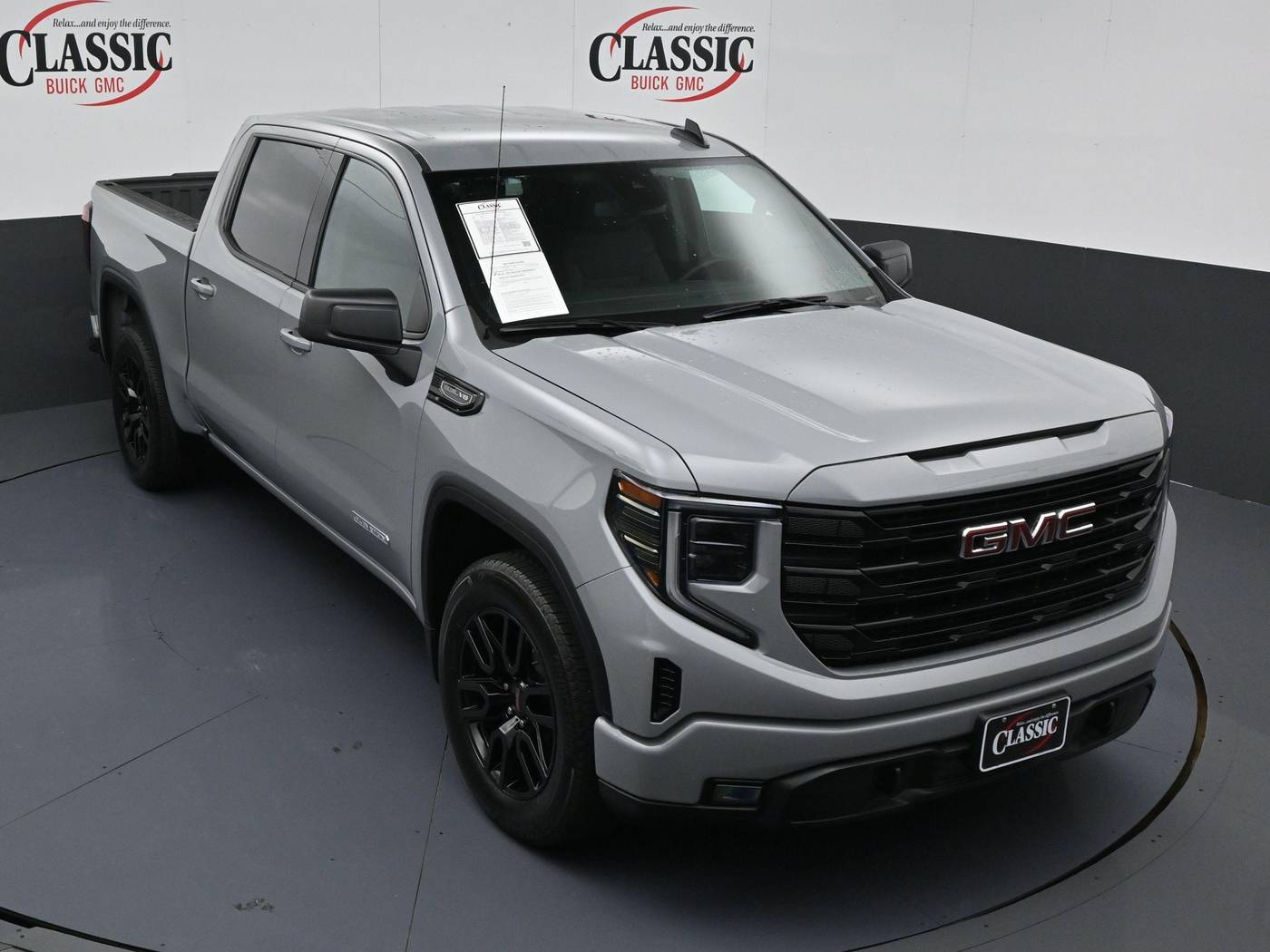 2024 GMC Sierra 1500 Elevation — Pickup Truck — 5,629 mi — Houston, TX