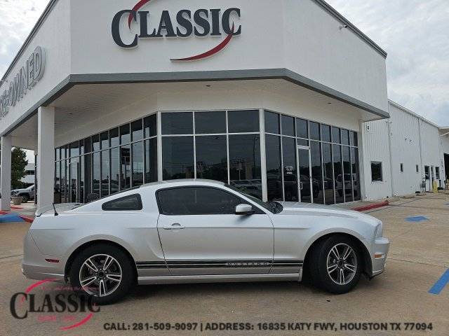 2013 Ford Mustang V6 — Coupe — 105,478 mi — Houston, TX