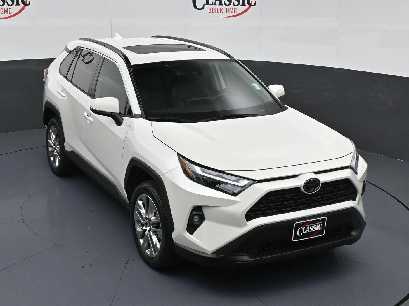 2022 Toyota RAV4 XLE Premium — SUV — 43,530 mi — Houston, TX