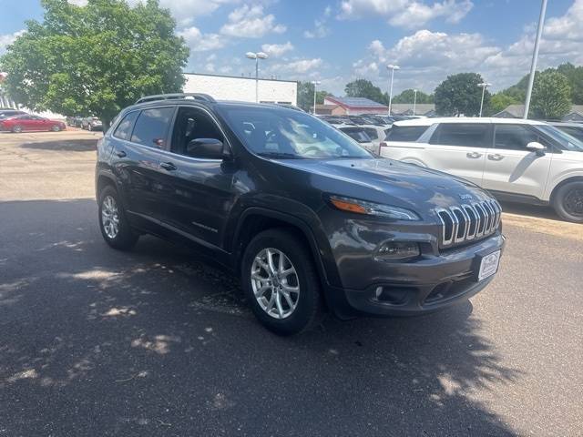 2016 Jeep Cherokee Latitude — SUV — 103,420 mi — Eau Claire, WI