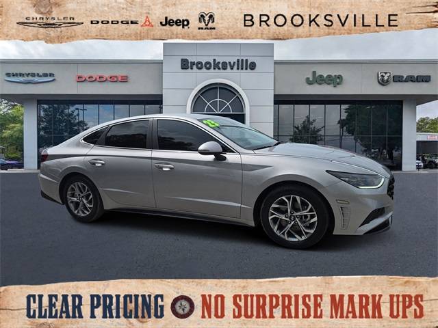 2023 Hyundai Sonata SEL — Sedan — 49,467 mi — Brooksville, FL