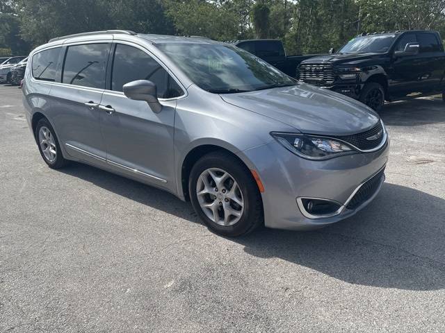 2017 Chrysler Pacifica Touring L — Minivan — 87,803 mi — Brooksville, FL