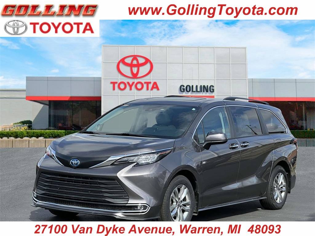 2022 Toyota Sienna XLE — Minivan — 40,937 mi — Warren, MI