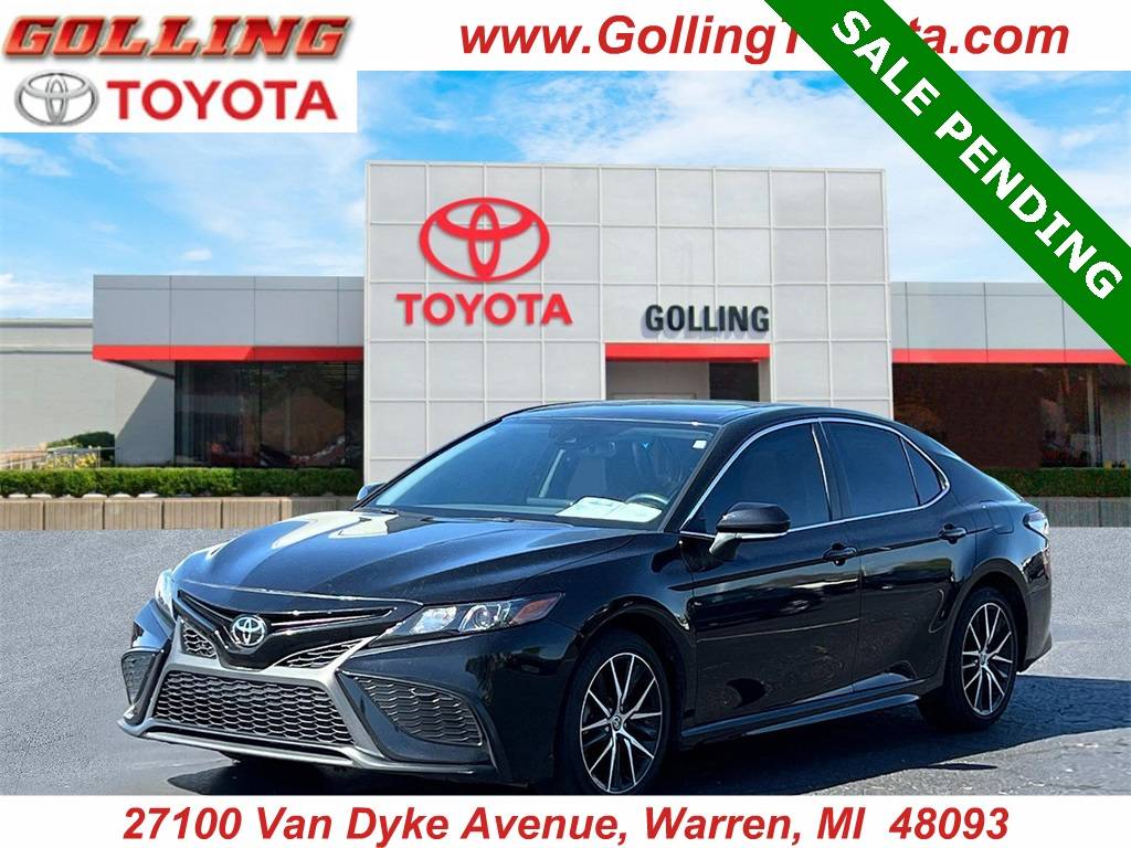 2024 Toyota Camry SE — Sedan — 22,041 mi — Warren, MI