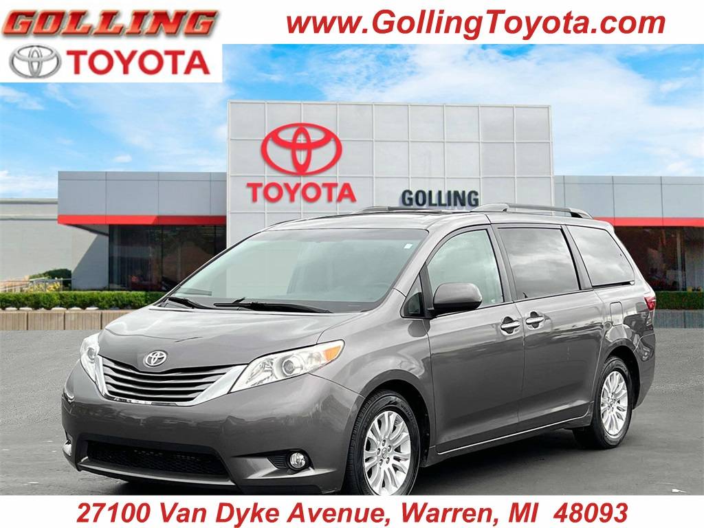 2015 Toyota Sienna XLE — Minivan — 113,184 mi — Warren, MI