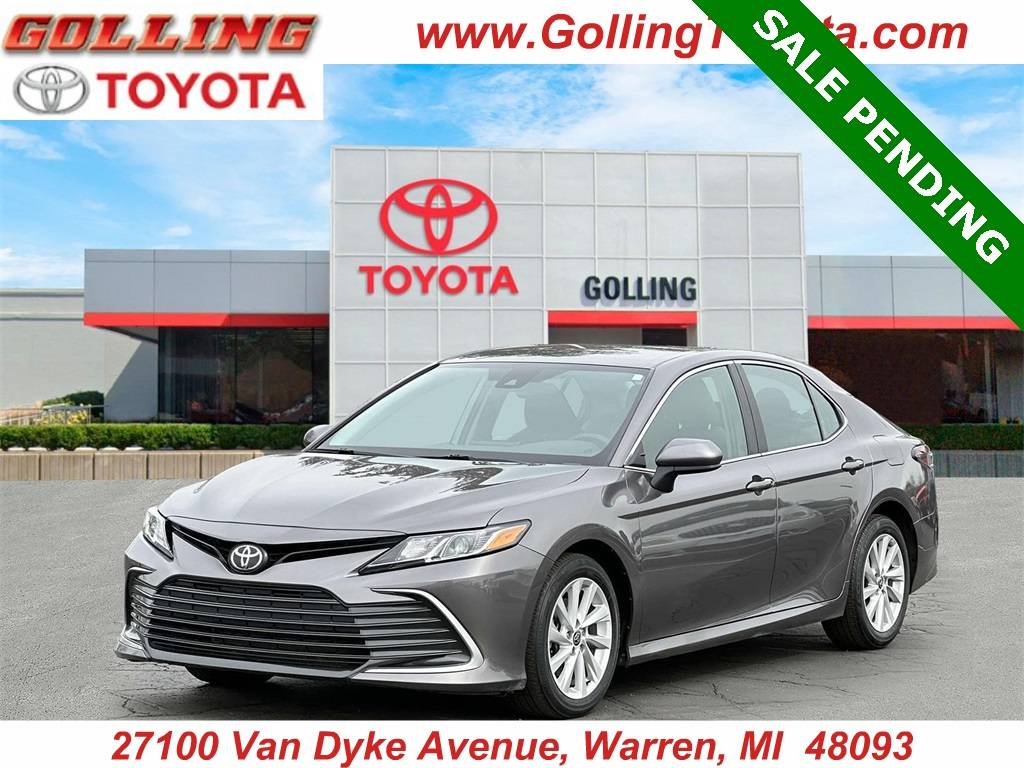 2021 Toyota Camry LE — Sedan — 31,576 mi — Warren, MI
