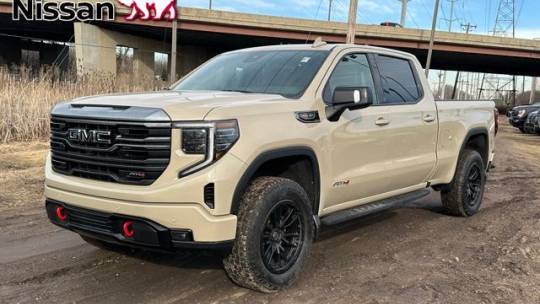 2022 GMC Sierra 1500 AT4 — Pickup Truck — 24,872 mi — Skokie, IL