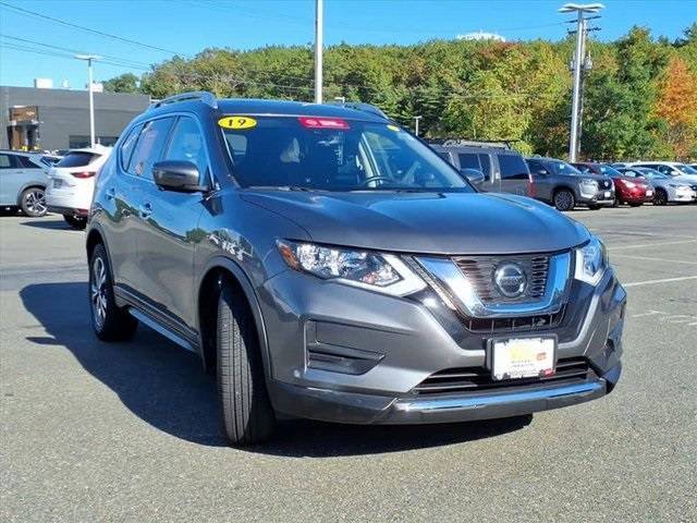 2019 Nissan Rogue SV — SUV — 60,265 mi — Pekin, IL