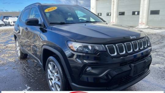 2022 Jeep Compass Latitude Lux — SUV — 32,928 mi — Oswego, NY