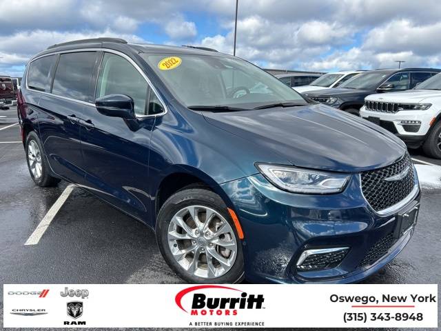 2022 Chrysler Pacifica Touring L — Minivan — 48,349 mi — Oswego, NY