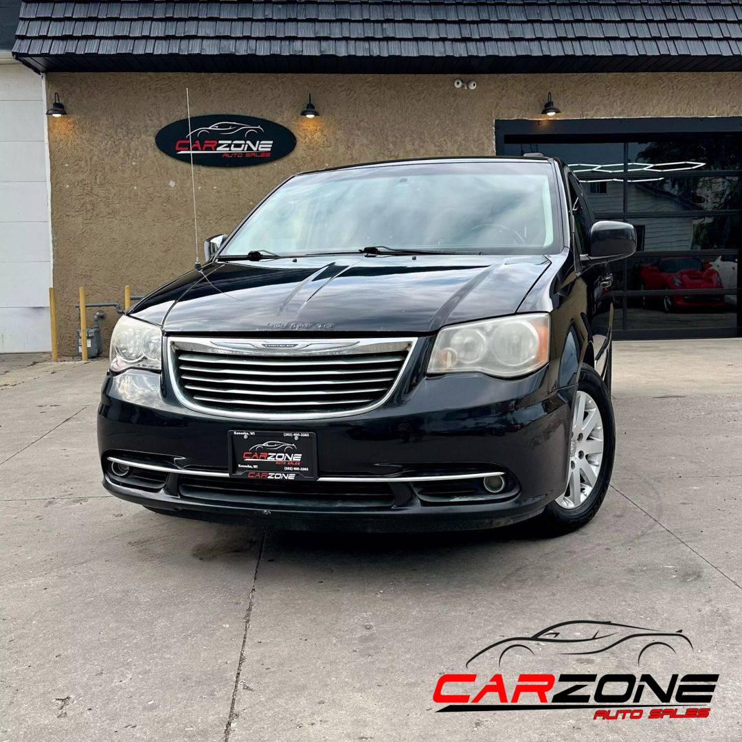 2011 Chrysler Town & Country Touring-L — Minivan — 207,589 mi — Kenosha, WI
