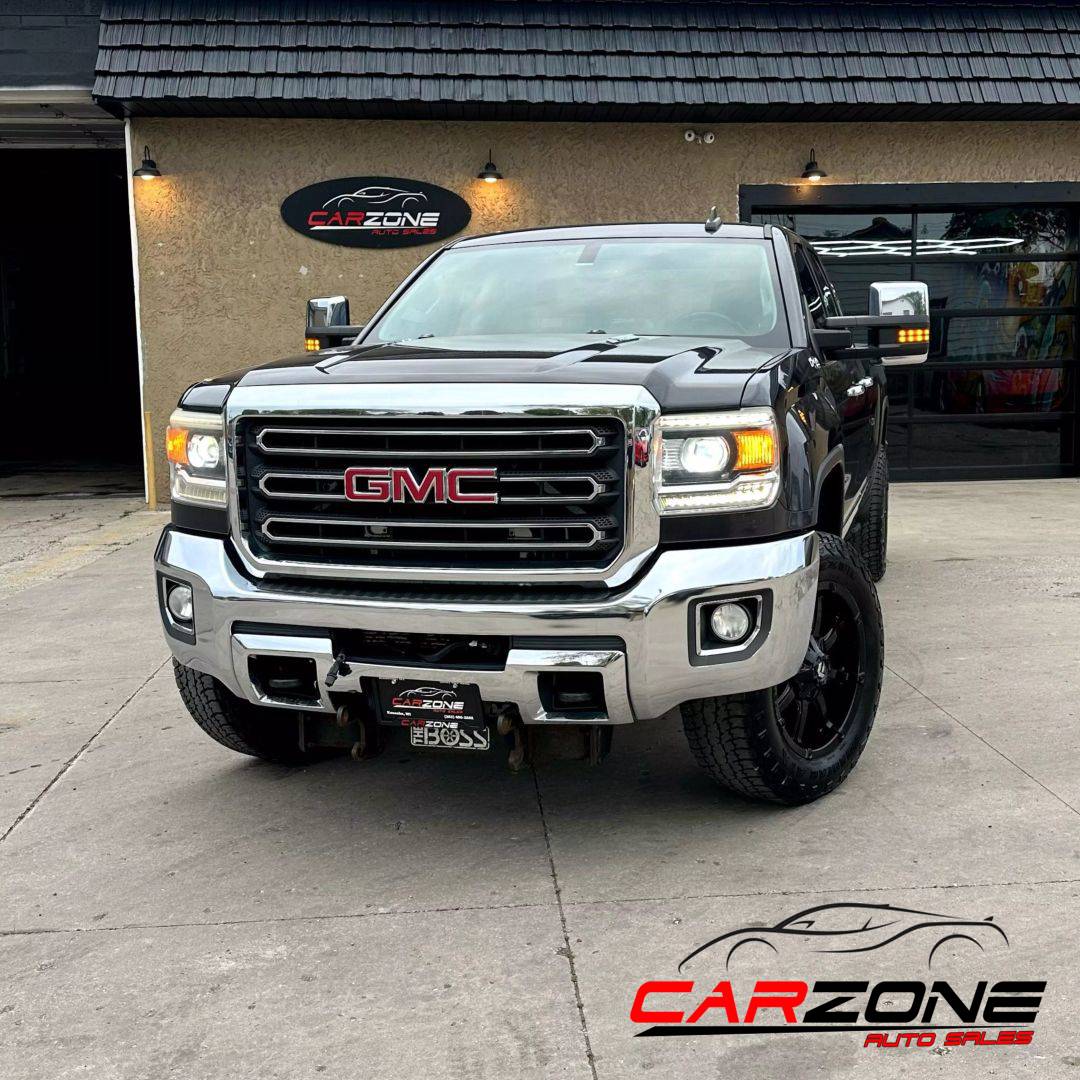 2015 GMC Sierra 3500HD SLT — Pickup Truck — 307,869 mi — Kenosha, WI