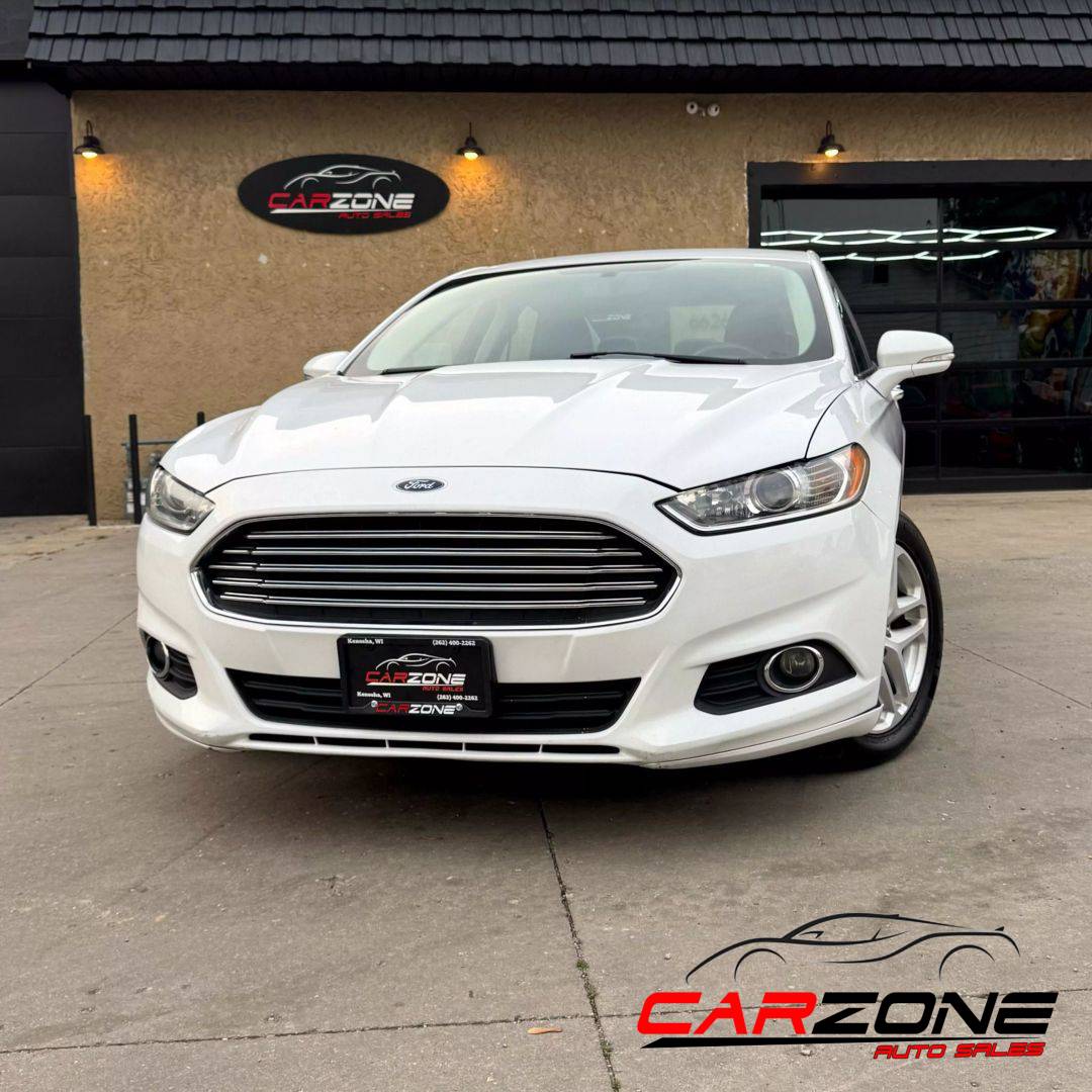 2015 Ford Fusion SE — Sedan — 124,330 mi — Kenosha, WI