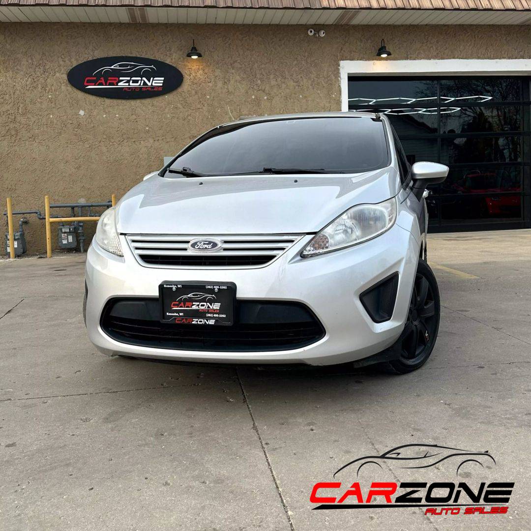 2012 Ford Fiesta S — Sedan — 119,518 mi — Kenosha, WI
