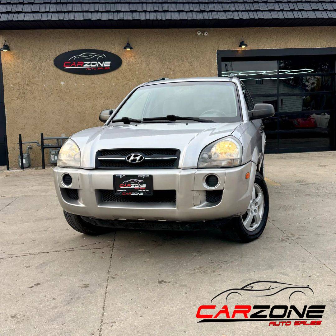 2005 Hyundai Tucson GL — SUV — 138,140 mi — Kenosha, WI