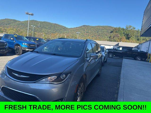 2020 Chrysler Pacifica Touring L — Minivan — 98,417 mi — La Follette, TN