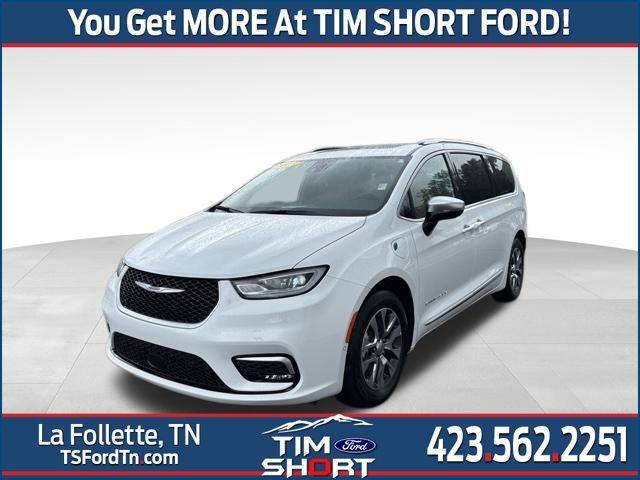 2023 Chrysler Pacifica Hybrid Pinnacle — Minivan — 7,028 mi — La Follette, TN
