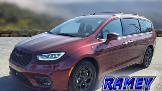 2021 Chrysler Pacifica Hybrid Touring L — Minivan — 21,754 mi — Princeton, WV