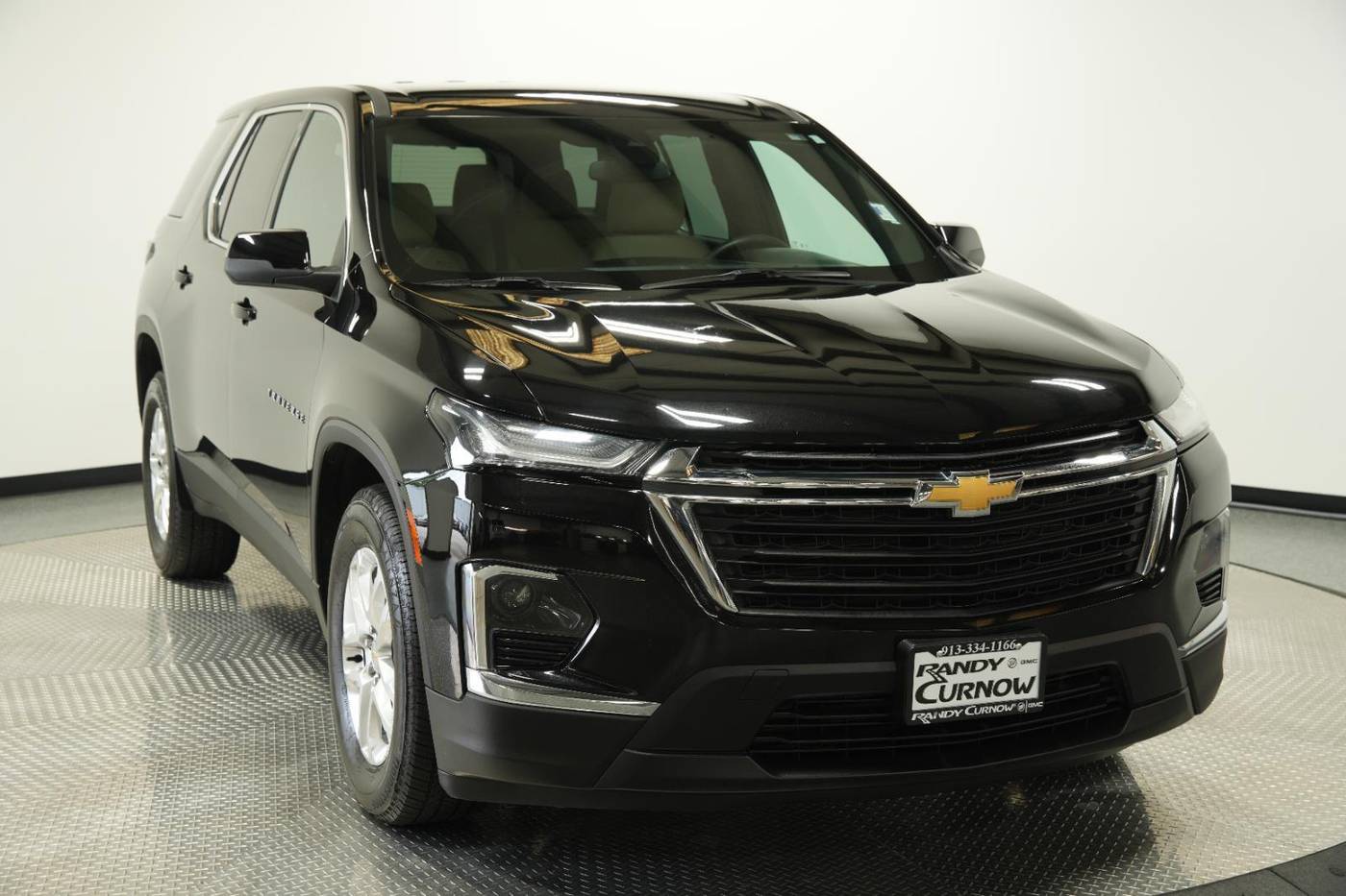 2023 Chevrolet Traverse LS — SUV — 10,160 mi — Kansas City, KS