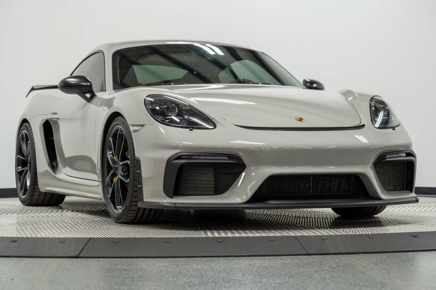 2020 Porsche 718 Cayman GT4 — Coupe — 12,530 mi — Kansas City, KS