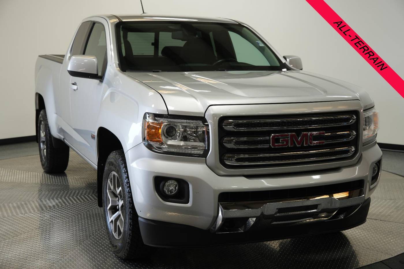 2017 GMC Canyon SLE — Pickup Truck — 102,041 mi — Kansas City, KS
