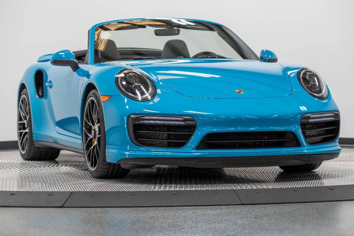 2019 Porsche 911 Turbo S — Convertible — 23,207 mi — Kansas City, KS