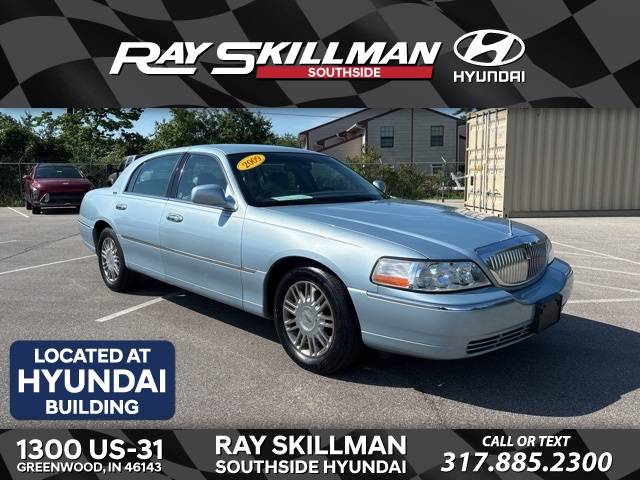 2009 Lincoln Town Car Signature Limited — Sedan — 129,537 mi — Greenwood, IN