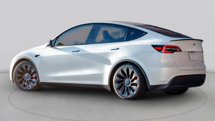 2024 Tesla Model Y Long Range — SUV — 10,179 mi — Greenwood, IN