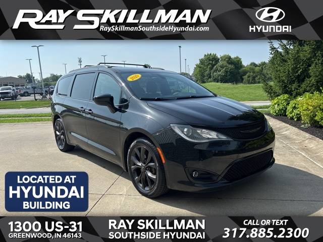 2020 Chrysler Pacifica Touring L Plus — Minivan — 121,456 mi — Greenwood, IN