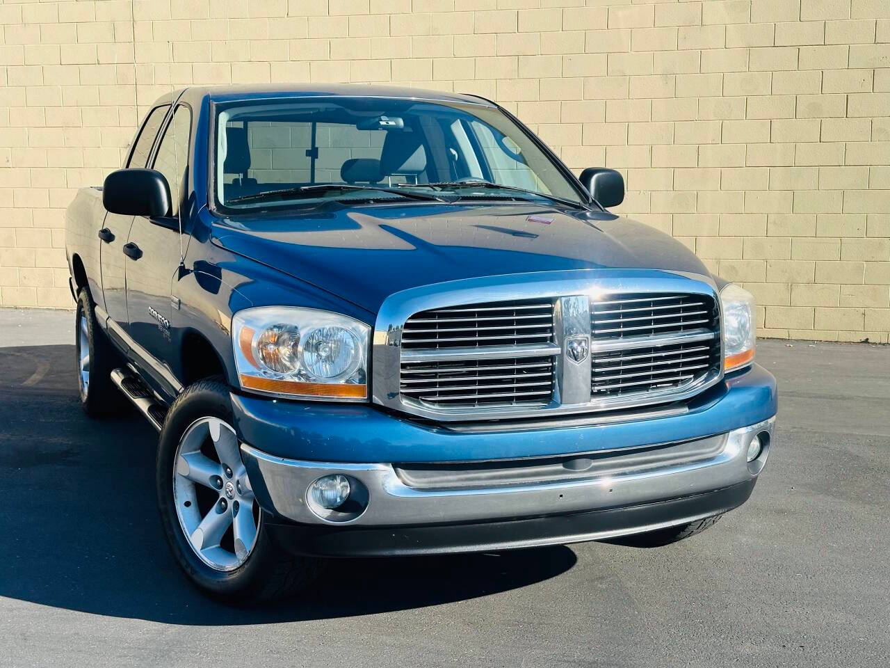 2006 Dodge Ram 1500 Laramie — Pickup Truck — 121,032 mi — Sacramento, CA