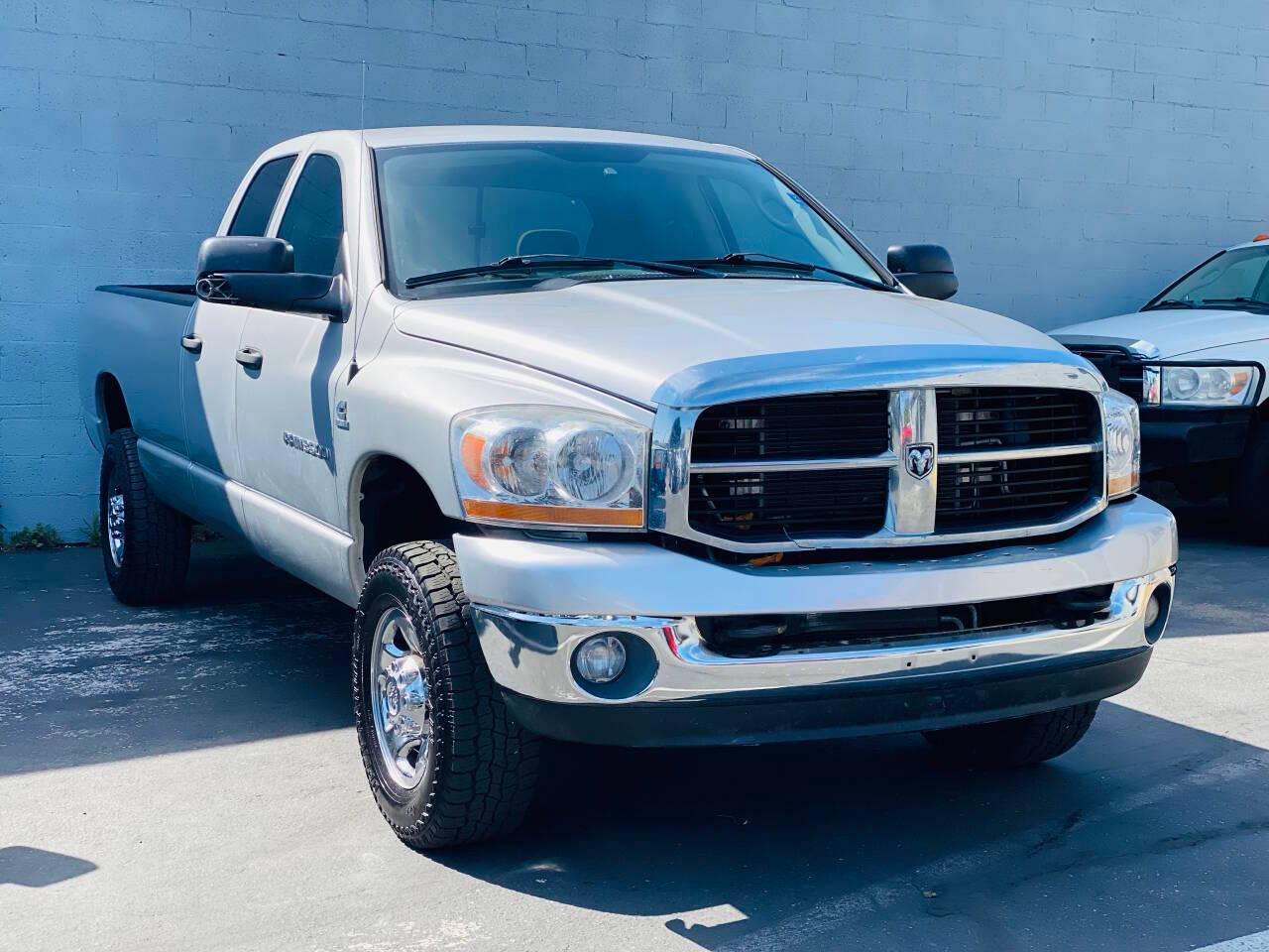 2006 Dodge Ram 3500 SLT — Pickup Truck — 120,112 mi — Sacramento, CA
