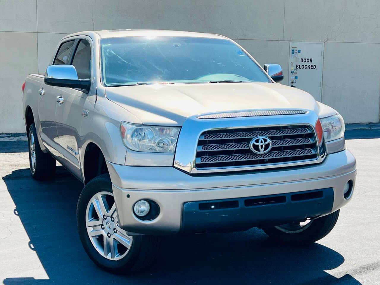 2007 Toyota Tundra Limited — Pickup Truck — 201,781 mi — Sacramento, CA