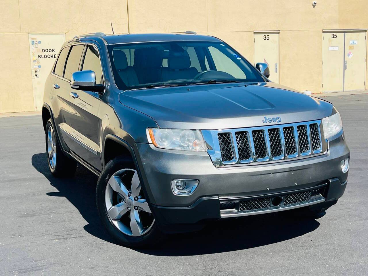 2012 Jeep Grand Cherokee Overland — SUV — 154,222 mi — Sacramento, CA