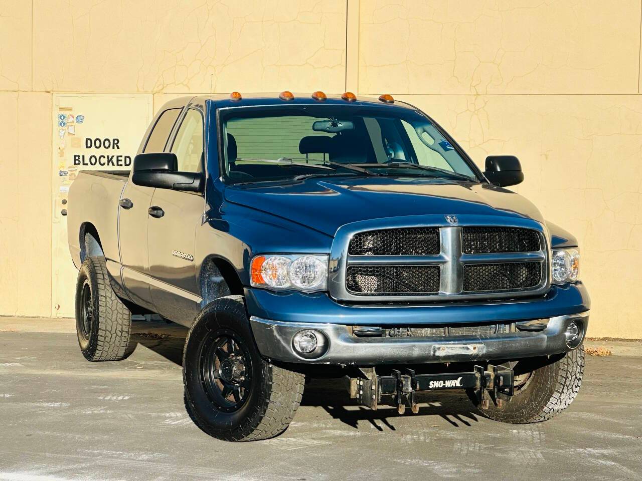 2004 Dodge Ram 3500 SLT — Pickup Truck — 195,446 mi — Sacramento, CA