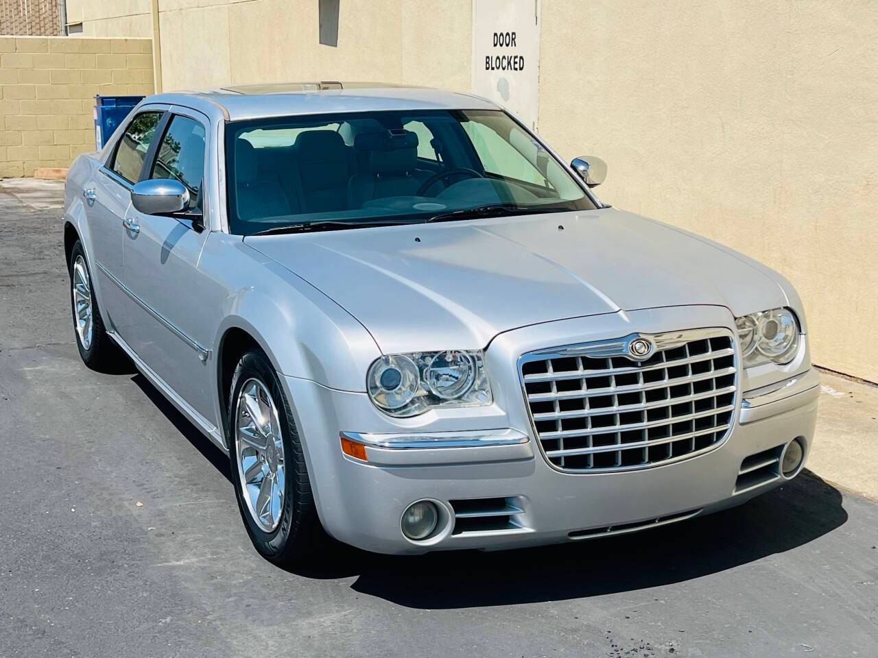 2006 Chrysler 300 C — Sedan — 70,258 mi — Sacramento, CA