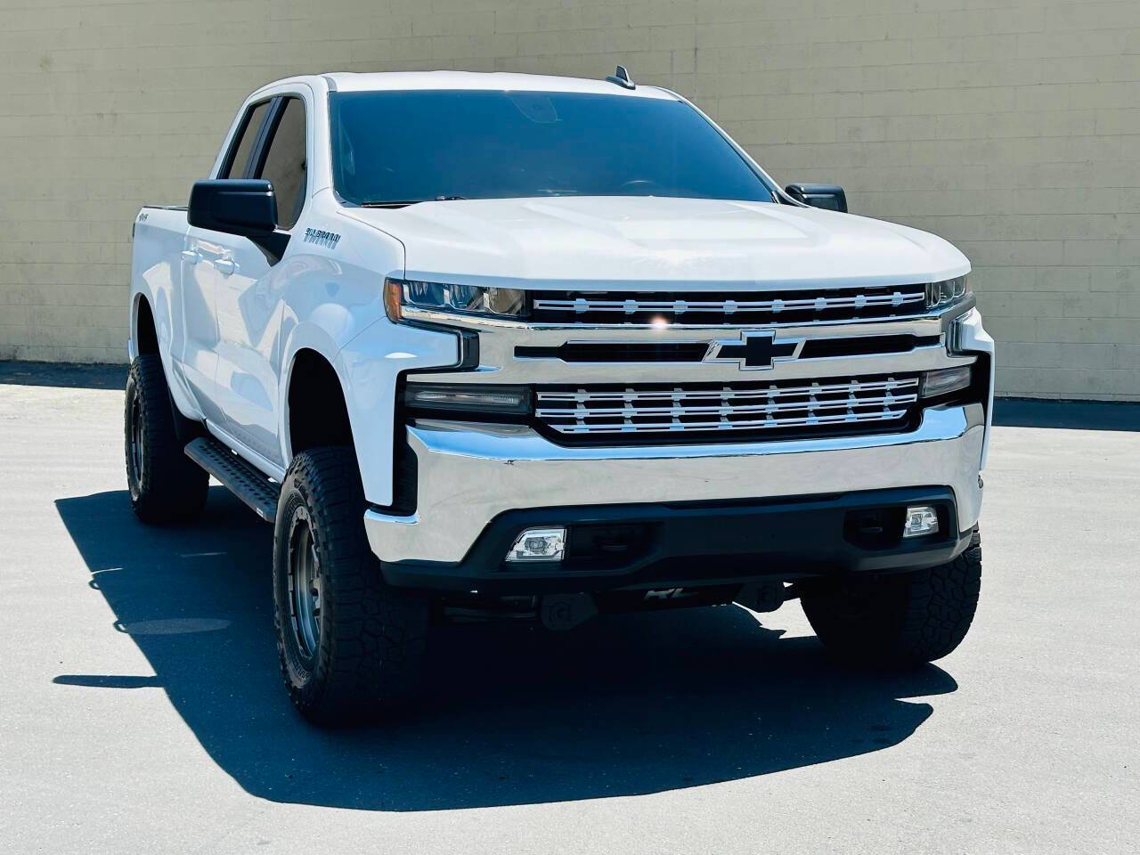 2020 Chevrolet Silverado 1500 LT — Pickup Truck — 55,868 mi — Sacramento, CA