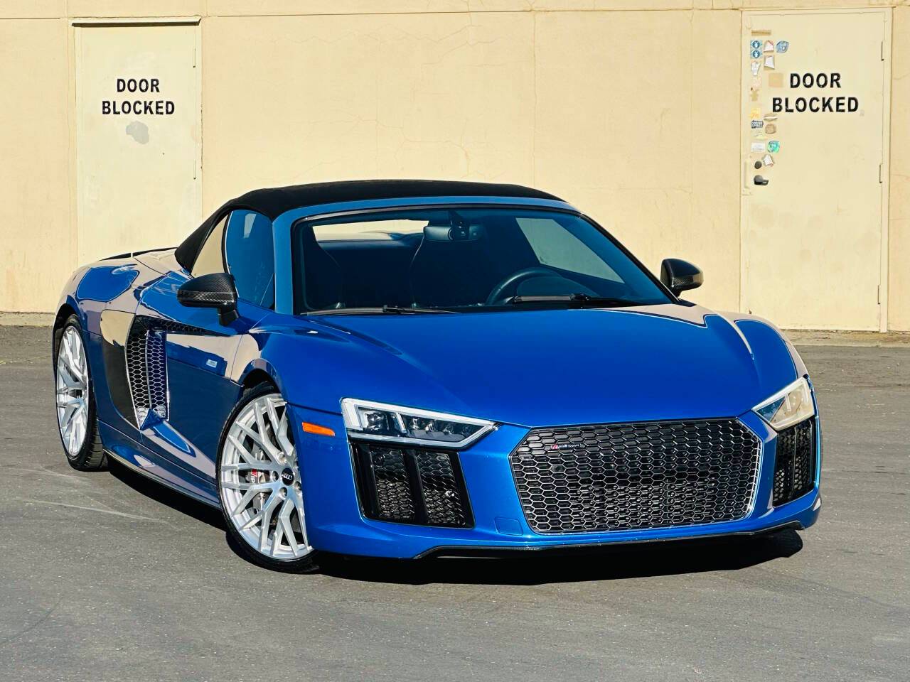 2018 Audi R8 V10 plus — Convertible — 27,282 mi — Sacramento, CA