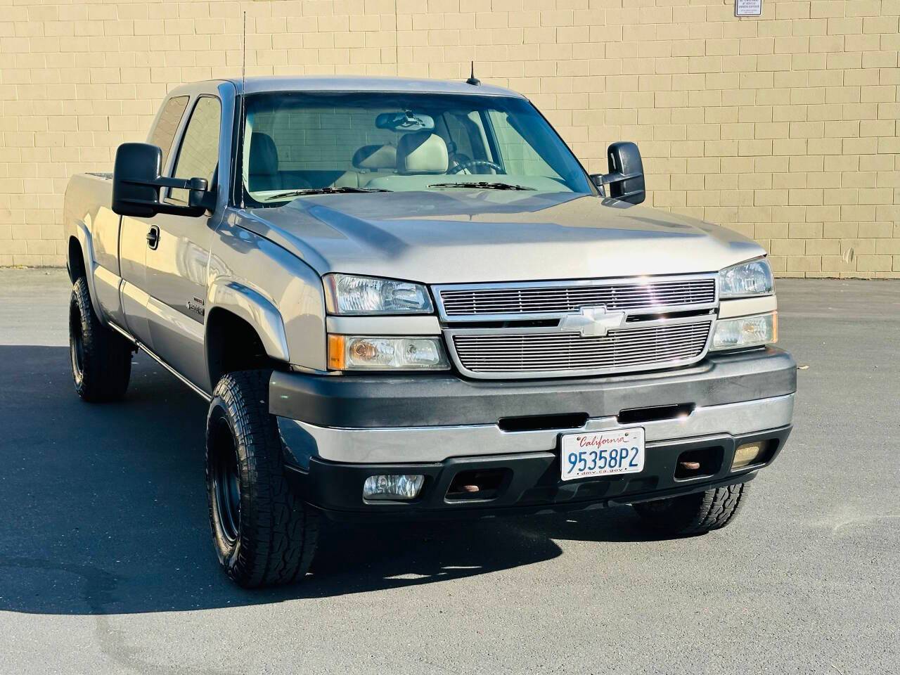 2003 Chevrolet Silverado 2500 LT — Pickup Truck — 185,394 mi — Sacramento, CA