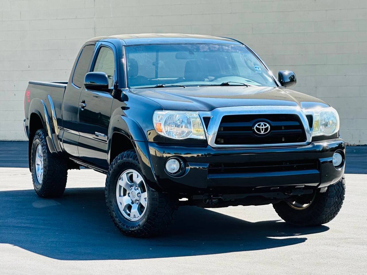 2005 Toyota Tacoma Base