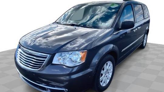 2016 Chrysler Town & Country Touring — Minivan — 105,998 mi — Slatington, PA
