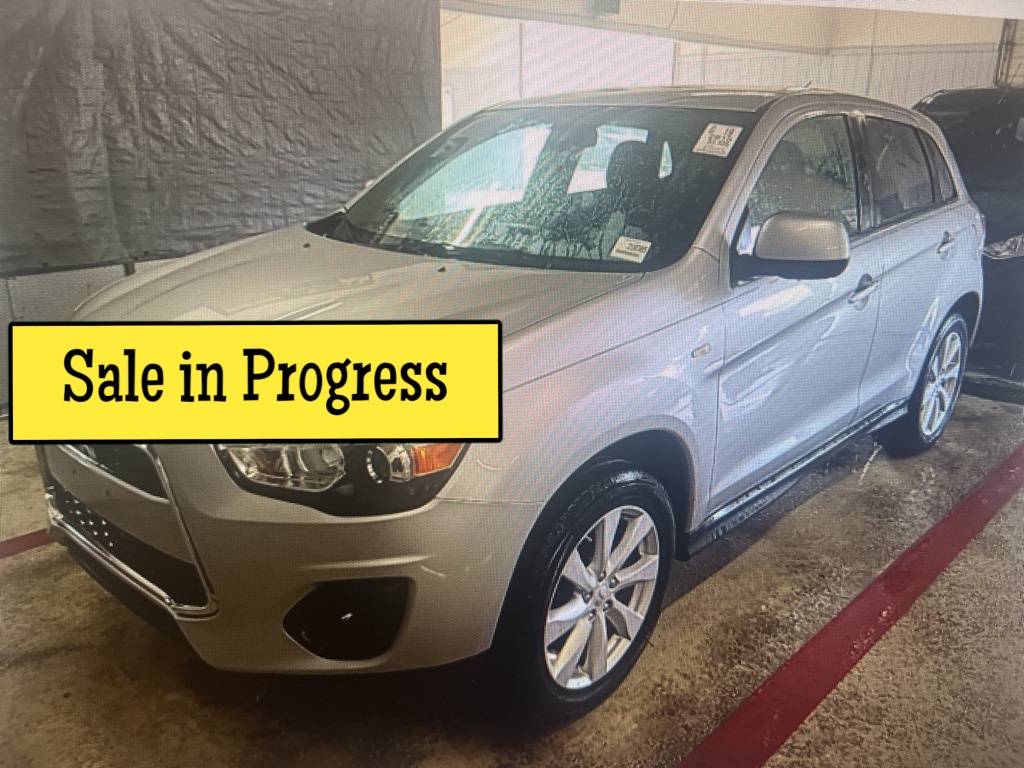 2015 Mitsubishi Outlander Sport ES — SUV — 33,335 mi — Central Square, NY