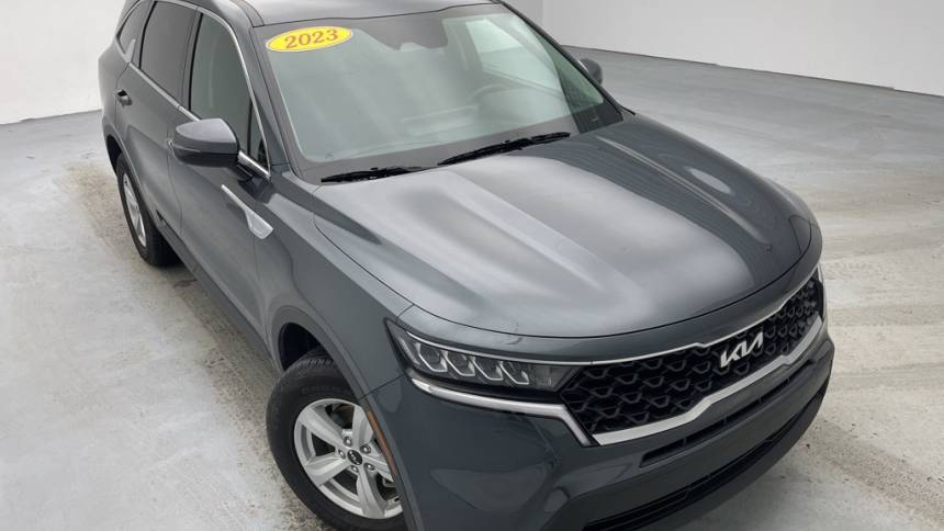 2023 Kia Sorento LX — SUV — 6,907 mi — Central Square, NY